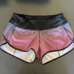 Lululemon Speed Up Shorts 2.5 inseam